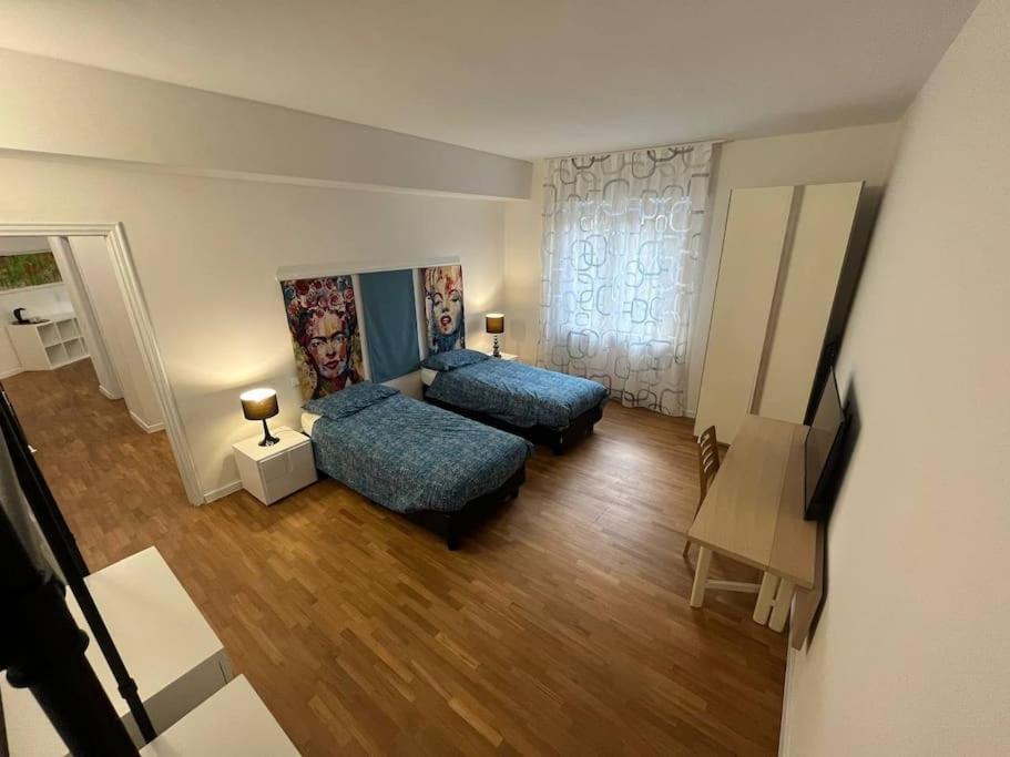 Appartamento Spazioso In Centro Piacenza Exterior foto