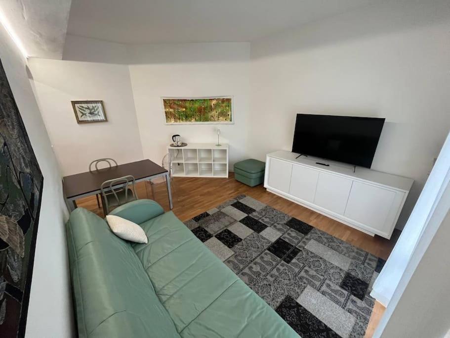 Appartamento Spazioso In Centro Piacenza Exterior foto
